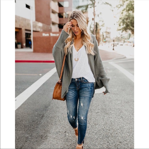 ✨LAST 1✨Sage Dolman Cardigan - Picture 3 of 8